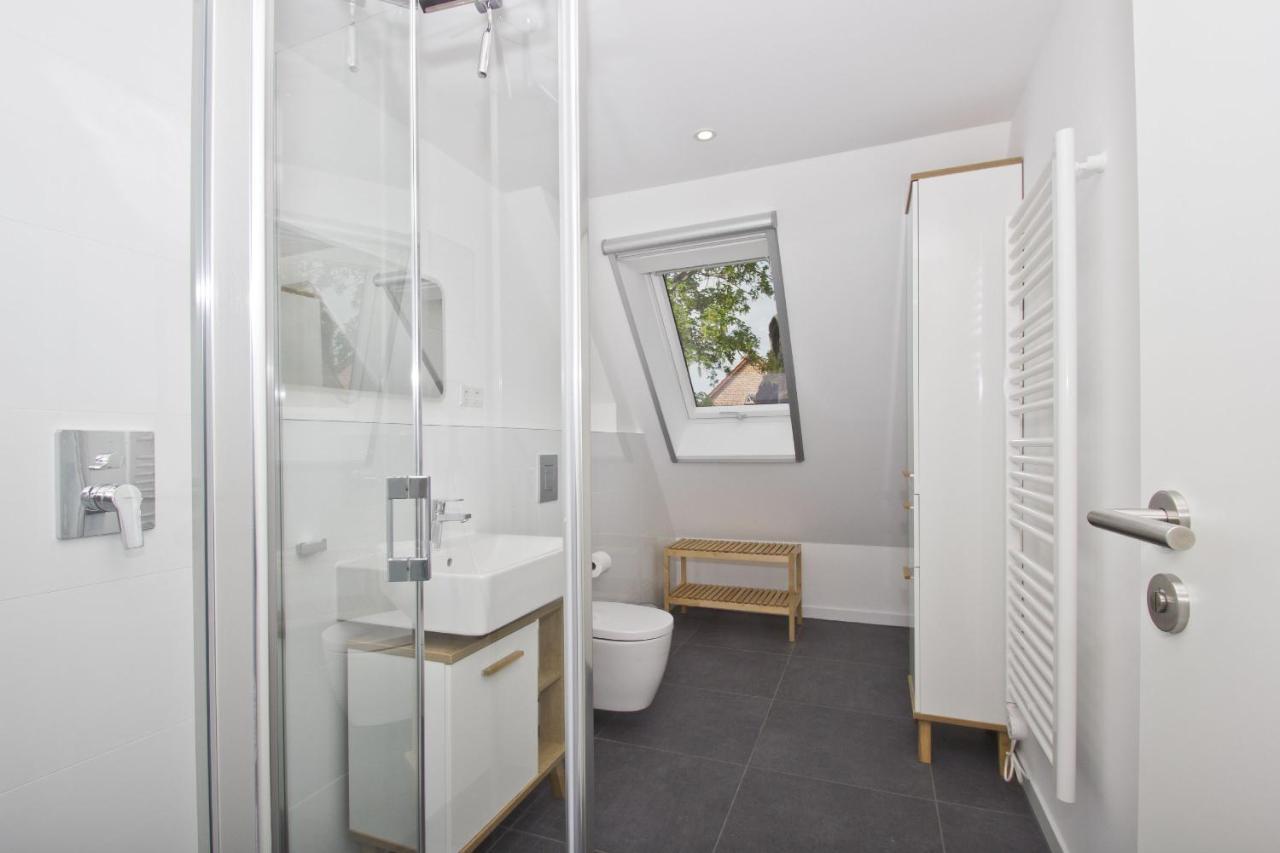 Gratis Nutzung Vom Ahoi Erlebnisbad Und Sauna In Sellin - Haus Inselwind Fewo Meerwellen Groß Zicker エクステリア 写真
