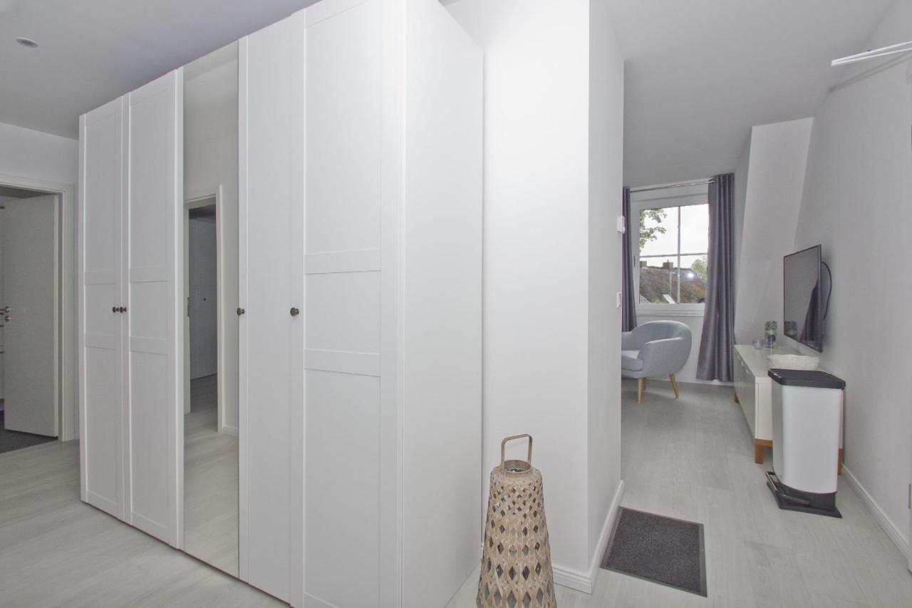 Gratis Nutzung Vom Ahoi Erlebnisbad Und Sauna In Sellin - Haus Inselwind Fewo Meerwellen Groß Zicker エクステリア 写真