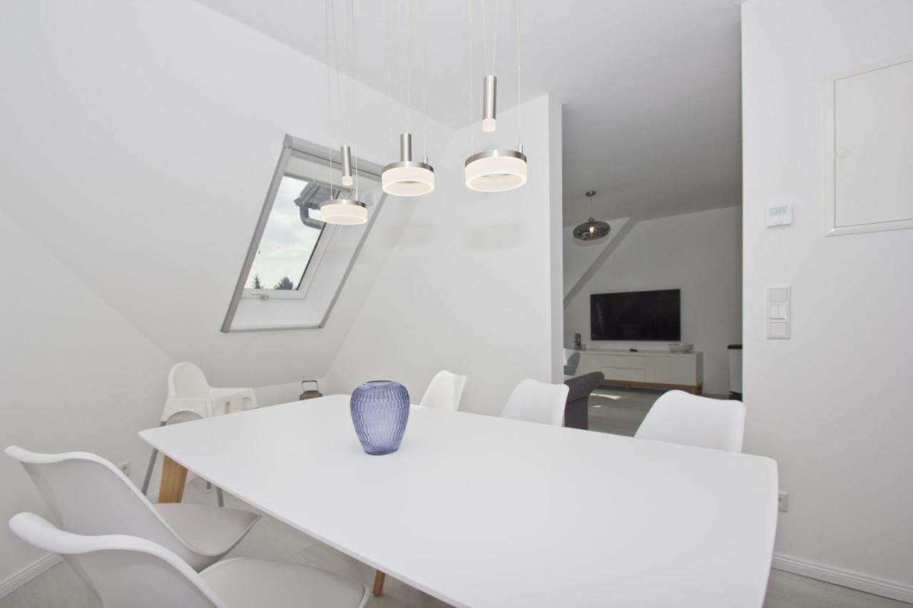 Gratis Nutzung Vom Ahoi Erlebnisbad Und Sauna In Sellin - Haus Inselwind Fewo Meerwellen Groß Zicker エクステリア 写真